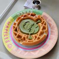 Theme Park Stroll🎠