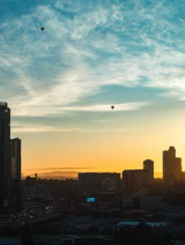 住墨尔本南岸万豪AC酒店!最Chill城市天際線早餐體驗🌆