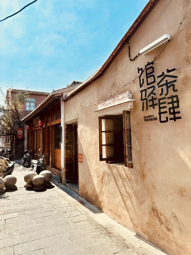 Quanzhou West Street — A Timeless Journey Through Fujian’s Heritage 🏮