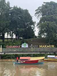 Escape to Kuching: A Day of River Magic & Colorful Culture! 🛶✨