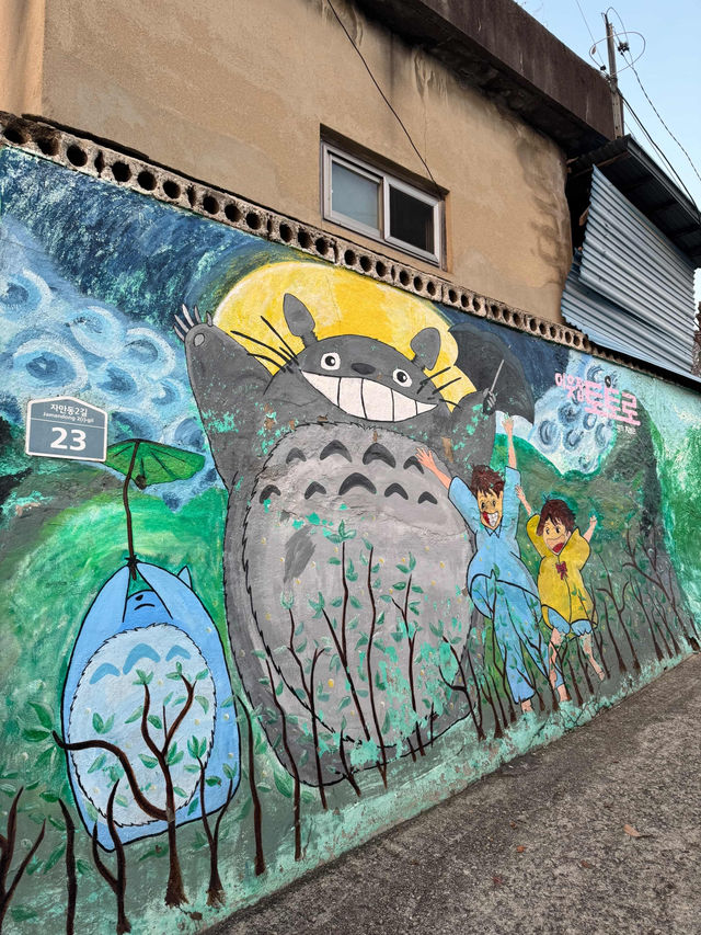 Colorful Mural Vibes🎨 Colorful Mural Vibes🎨