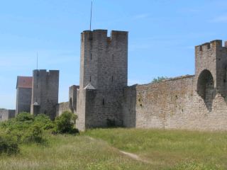 Visby City Walls – medieval silence by the Baltic