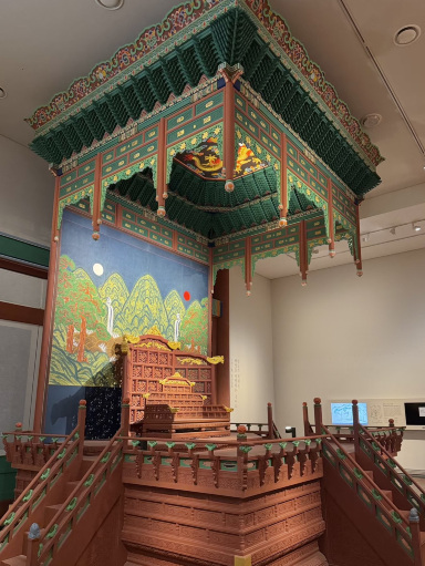 韓国国立中央博物館 | Trip.com ソウル