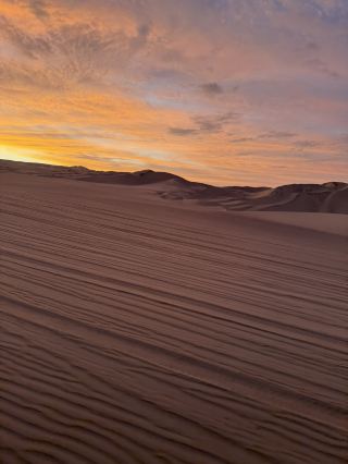 [ฉันอยากเห็นมันสักวันหนึ่งแน่นอน: ทิวทัศน์ทะเลทรายอันน่าทึ่งของโลก 🏜️]