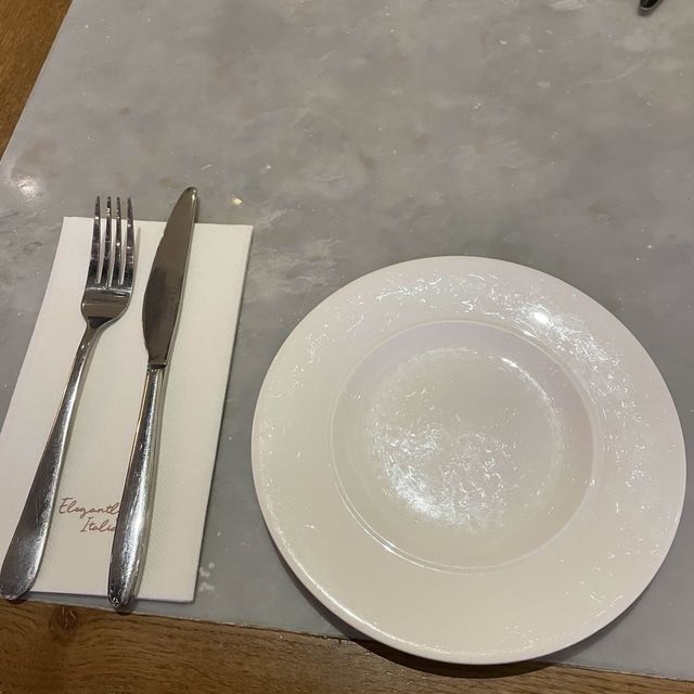 英國曼徹斯特 超有氣氛意大利餐廳