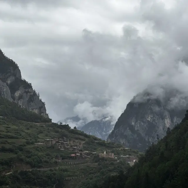 Balagezong: A hidden beauty of China