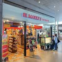 Biggest airport in Colombia 