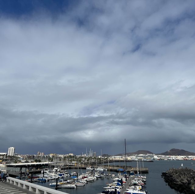 Cover the Magical capital of Gran Canaria