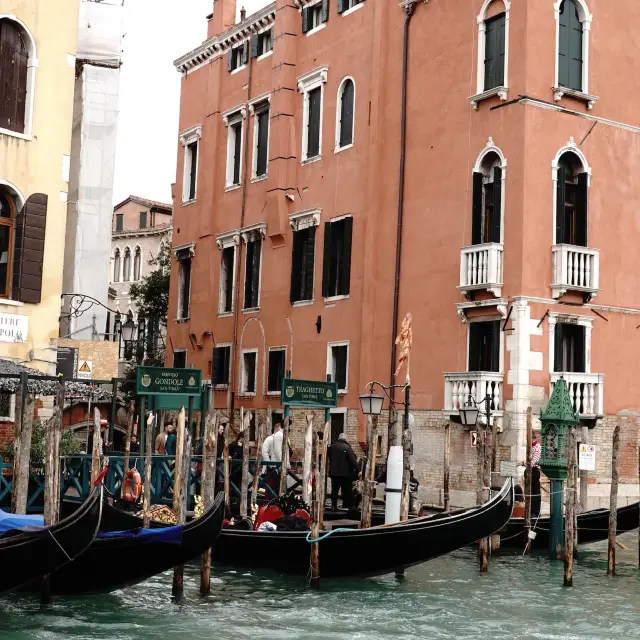Venice is sinking!