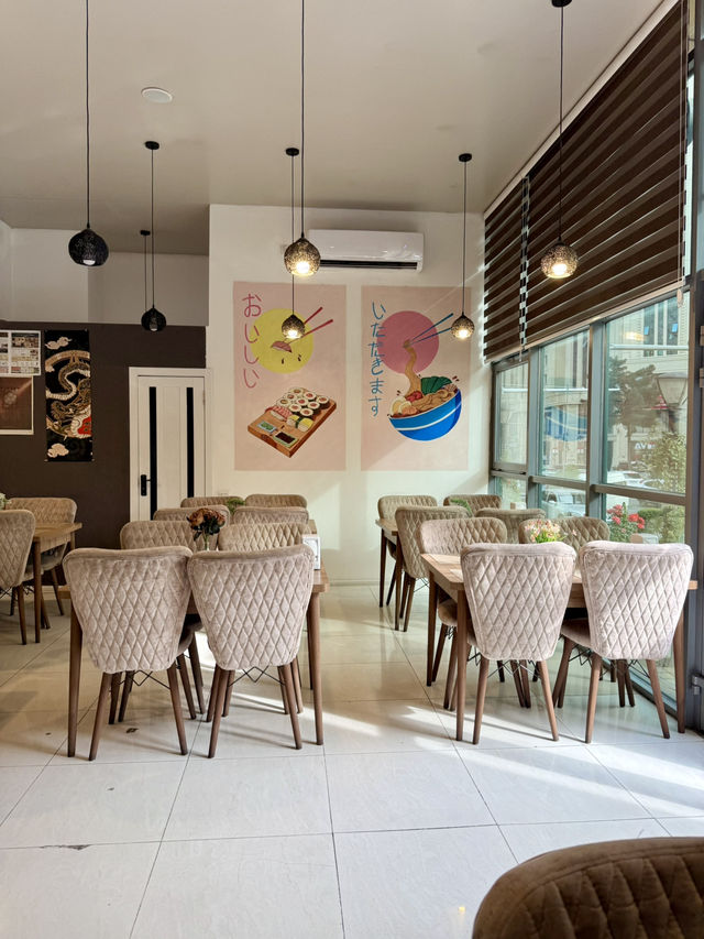 Spring in Dushanbe – A Cozy Lunch at Кафе Sapporo