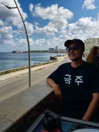 해외여행 쿠바 하바나의 갤러리 카페 Hostal Malecon 663