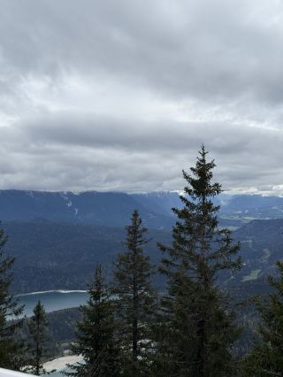 Discover the surroundings of Walchensee ⛴️