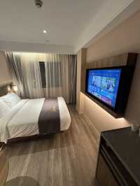【Homeinn Plus 上海浦東空港店】ホテルレビュー : 空港近でコスパ最強、深夜到着でも安心