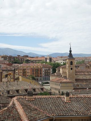 One day trip in Segovia with brilliant food and tourist attractions 