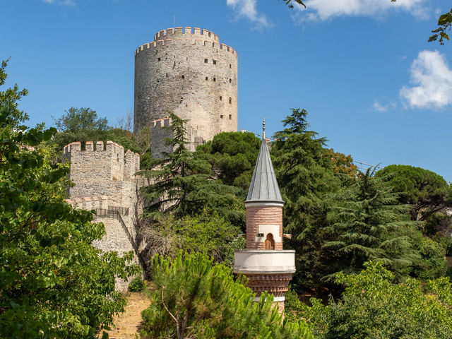 Ocean side fortress in Istanbul 