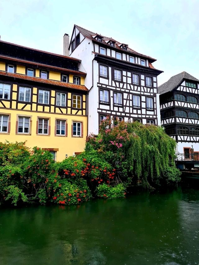 Strasbourg – The Heart of Alsace, The Soul of Europe Strasbourg – The Heart of Alsace, The Soul of Europe