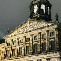 Amsterdam on a Budget: Canals, Culture & Cozy Corners