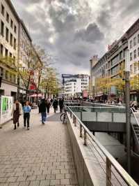 ๐ Hannover, Germany: Spooky Halloween & Everyday Adventures ๐ฐ