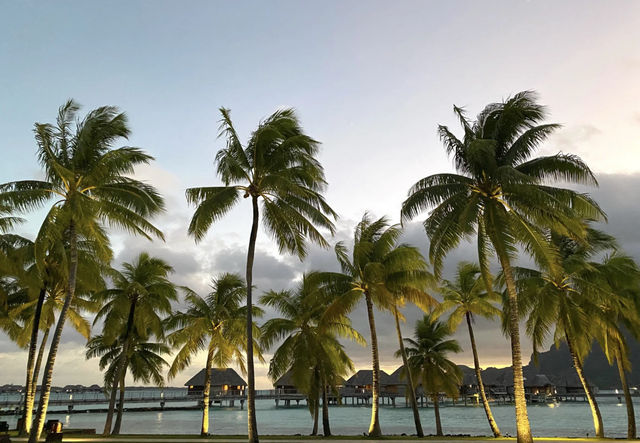 Bora Bora Four Seasons Resort - Tahiti