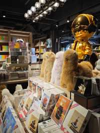 第一百貨竟然藏著個安靜的“大”書店