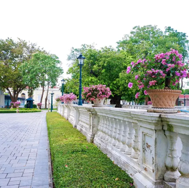 Visit Bang Pa-In Palace on foot