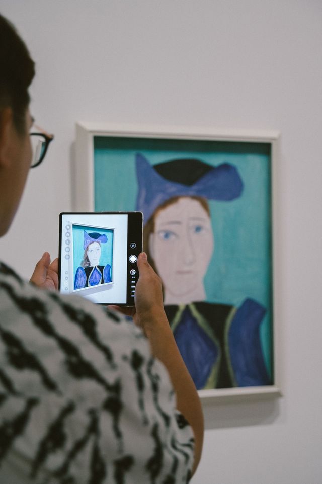 一直很喜歡西岸美術館的感覺，不管是館內的展還是沿著江邊的風景，都可以讓我在這裡放鬆一下午