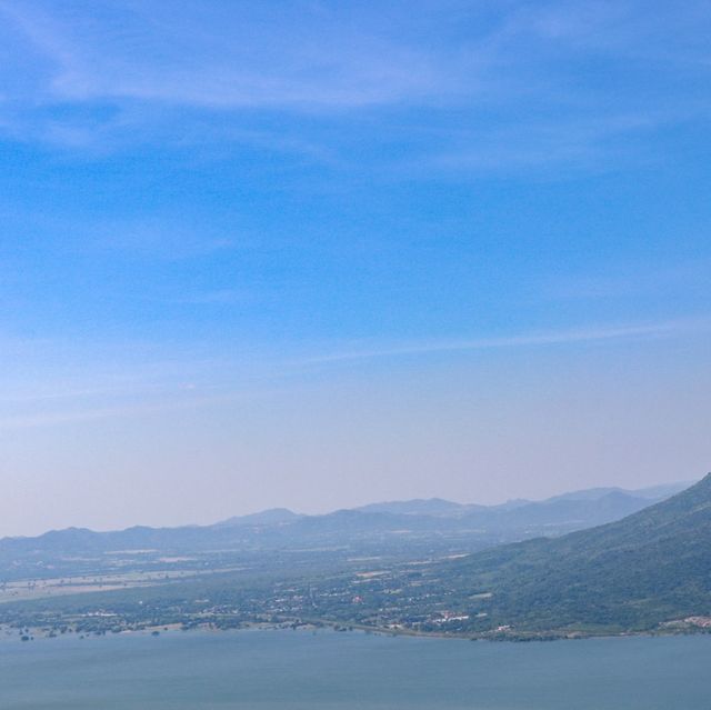 Khao Yai Thiang，騎自行車，吃風，看巨型渦輪的景色
