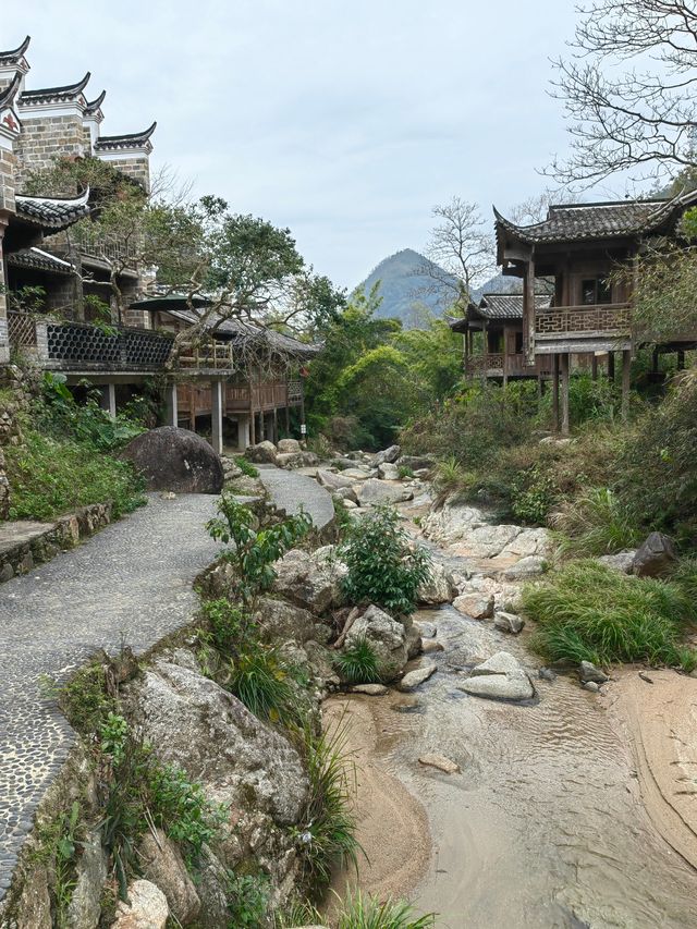 新豐江之源，韶關雲髻山，珠三角最高峰