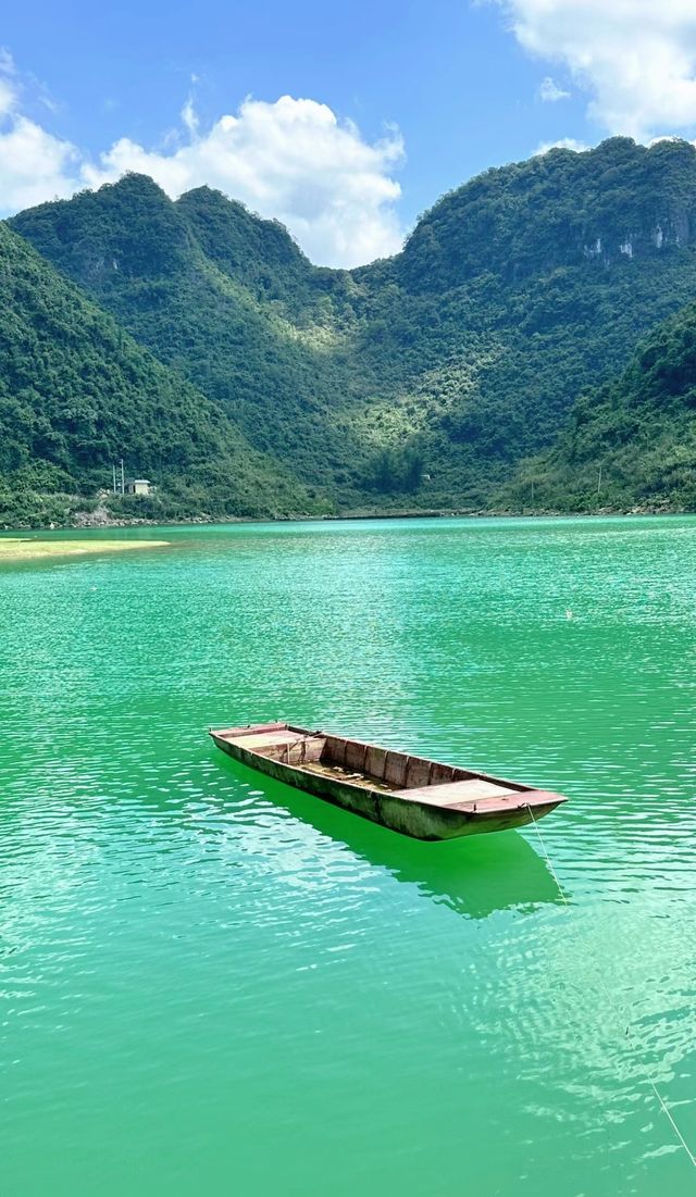 山水如畫！童話般的更望湖