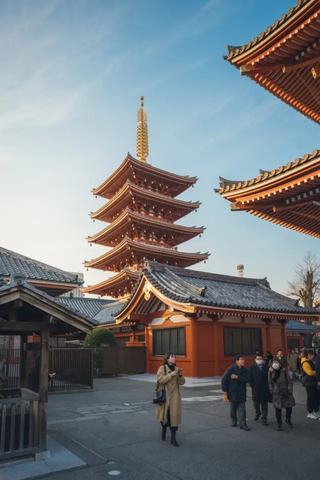 The ancient temple, the symbol of Asakusa—Sensoji Temple in Tokyo