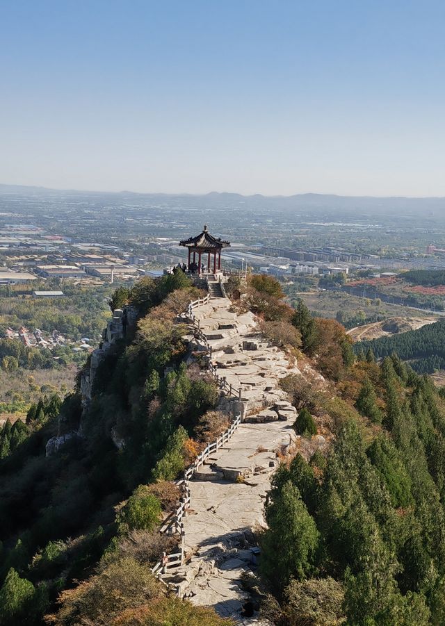 祥雲穿洞，壽比南山：雲門山