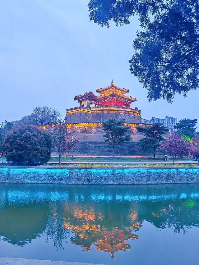 The creation of humans by Nüwa took place nearby, a landmark of Handan for 3000 years