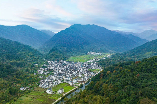 一個以茶葉為主的古村落 官坑村