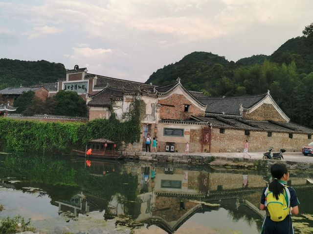 上甘棠村，世外桃園。
