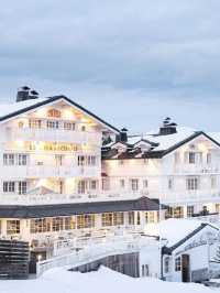 🏔️ Courchevel Charms: Le Chabichou Stay Review! 🛌✨