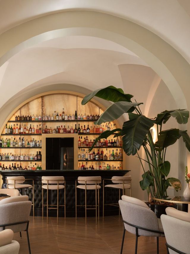 🌟 Lecce's Luxe Life: Patria Palace Picks! 🏨✨