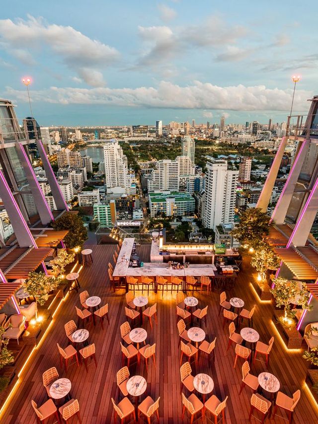 🌟 Bangkok Bliss: Luxe Stays & Gourmet Days at Hyatt Regency 🌟