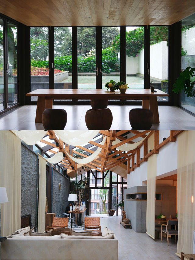 峨眉山秘密花園裡的小木屋