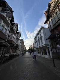 Canterbury is a small town in UK 🇬🇧 check out the nature 🩷