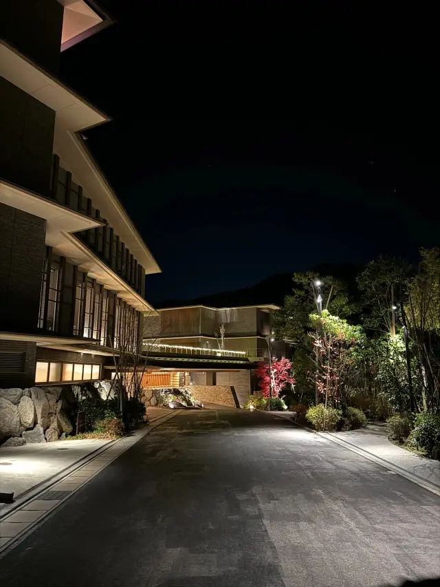 Hakone Gora KAI: A private hot spring paradise in the clouds.