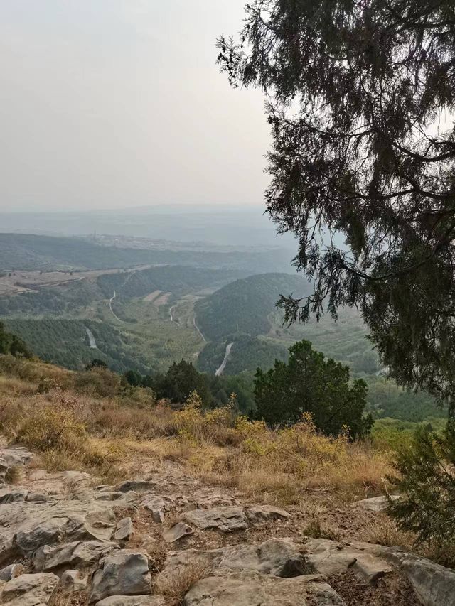 穿越時空之旅：探訪乾陵。