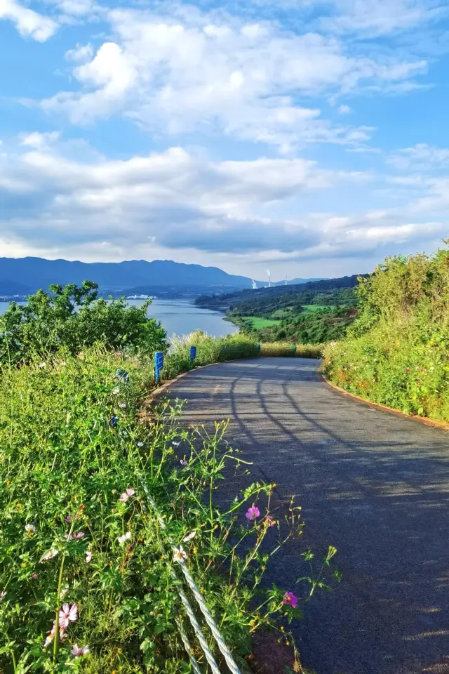 Kunming - Don't just know Haiyan Village | Yangzonghai. 