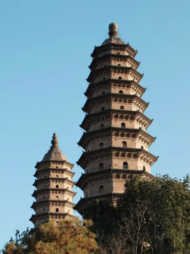 Shuangta Temple, Taiyuan, Shanxi | "Twin Towers Soaring into the Sky"