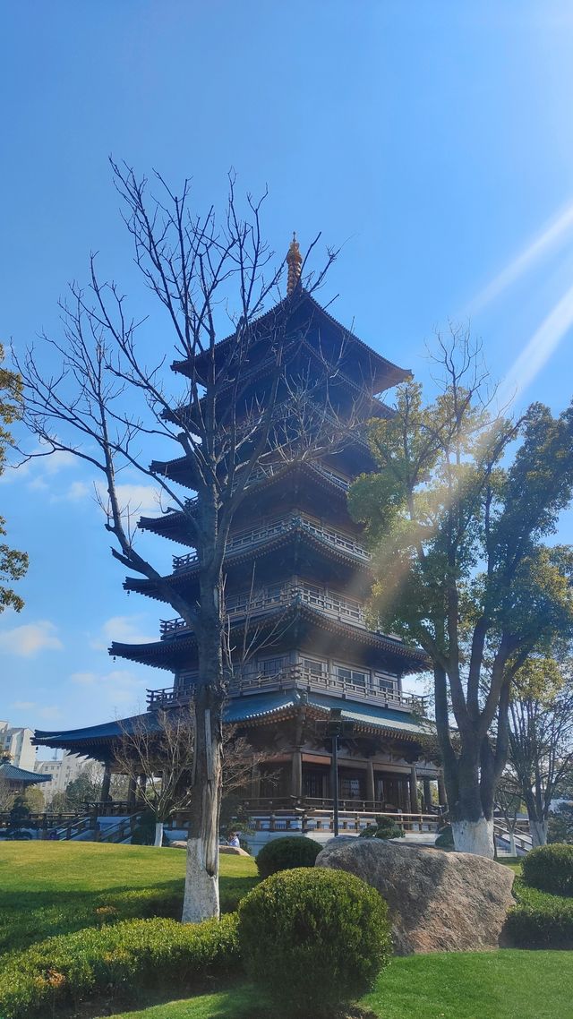 虔誠一日遊。