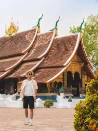 If you only visit one temple in Luang Prabang, I highly recommend Wat Xieng Thong