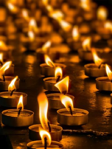 四大佛教名山跟風年輕人的禪修新玩法