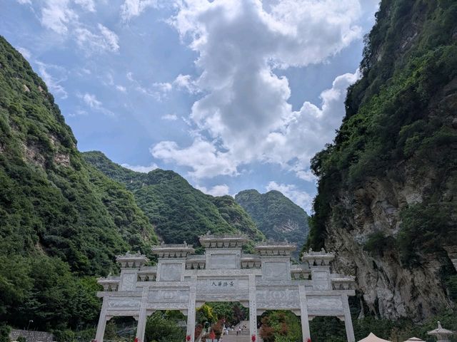 Most Dangerous and Exciting Climb @ Mount Hua 🏔️
