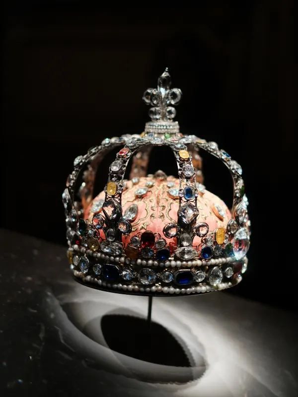 Paris Museum Diary: Night Visit to the Louvre and Encountering the Mona Lisa