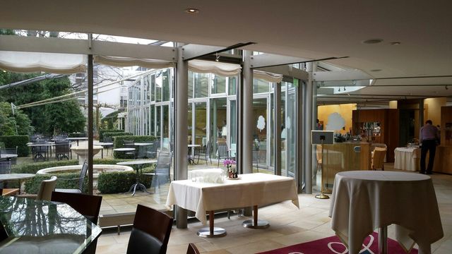 蘇黎世花園奇幻體驗 · Discover Zurich's Secret Garden 