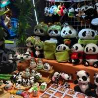 Must Visit Night Market in QinHuangDao - 秦皇小巷!